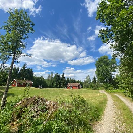 Kaellasens Stuguthyrning Sjotofta Bagian luar foto