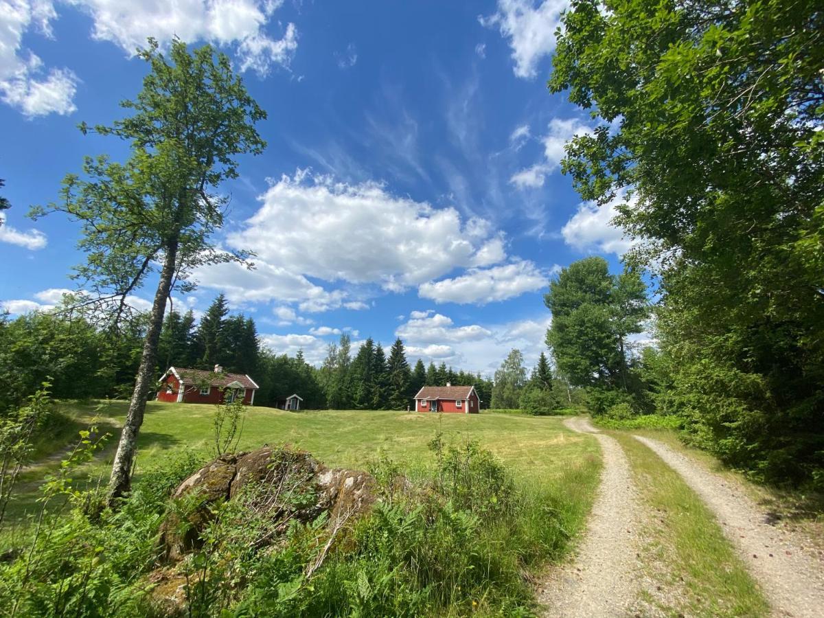 Kaellasens Stuguthyrning Sjotofta Bagian luar foto