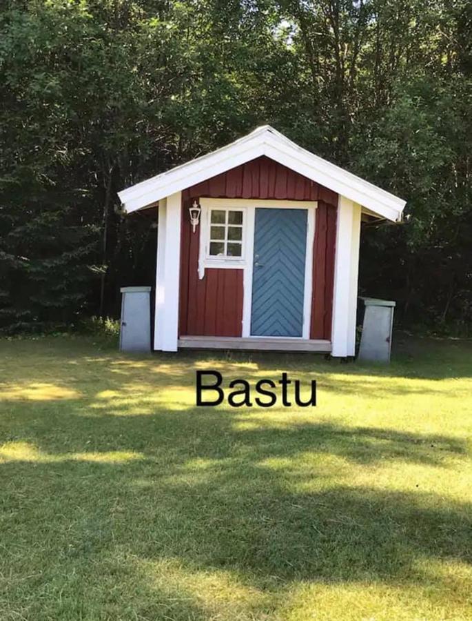 Kaellasens Stuguthyrning Sjotofta Bagian luar foto