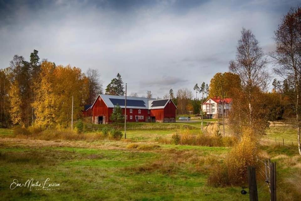 Kaellasens Stuguthyrning Sjotofta Bagian luar foto